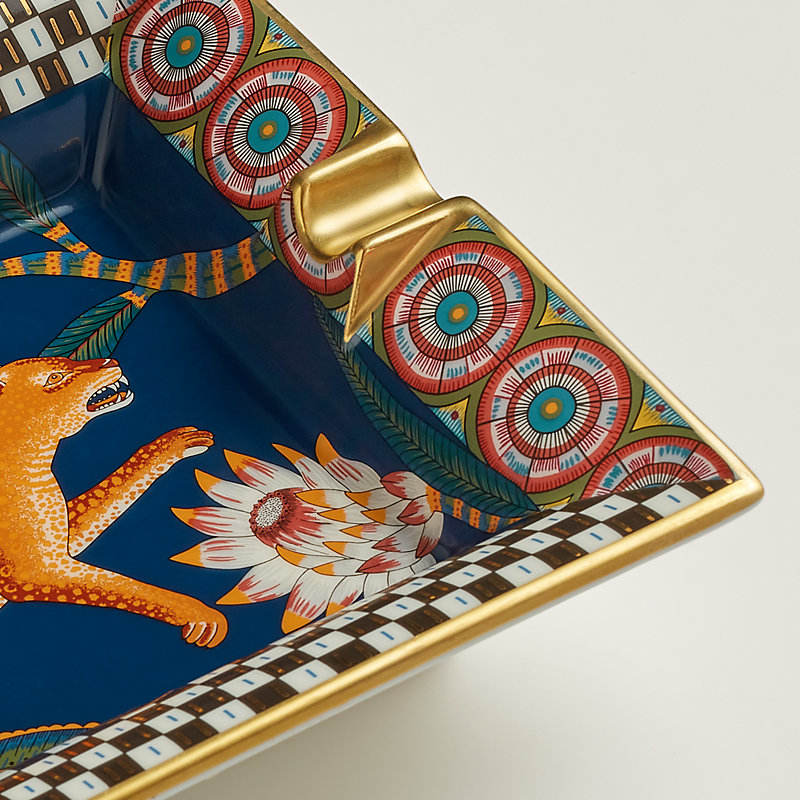 HERMES】【The Savana Dance】【フランス製】エルメス『カレ45